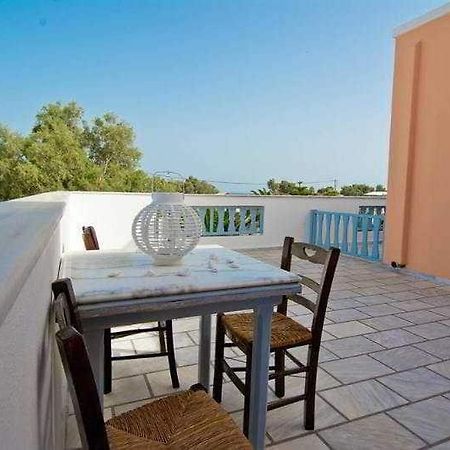 Jojo Beach Hotel & Bar Agios Georgios  ภายนอก รูปภาพ