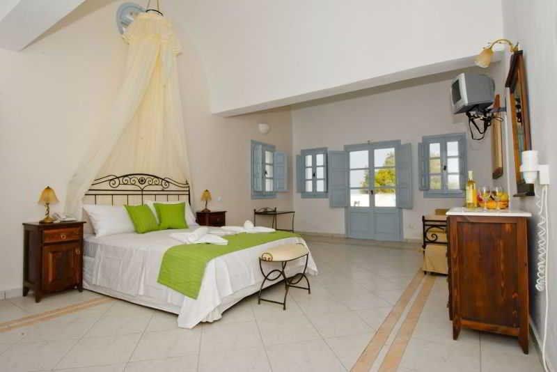 Jojo Beach Hotel & Bar Agios Georgios  ภายนอก รูปภาพ